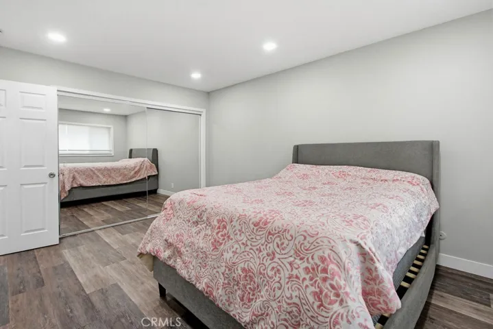 1860 W Glenoaks L, Anaheim, California 92801