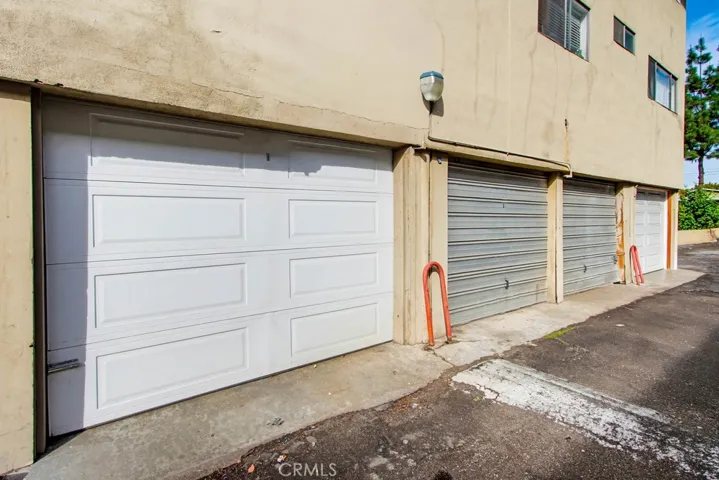 1860 W Glenoaks L, Anaheim, California 92801