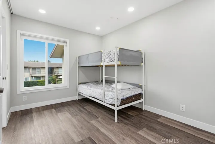 1860 W Glenoaks L, Anaheim, California 92801