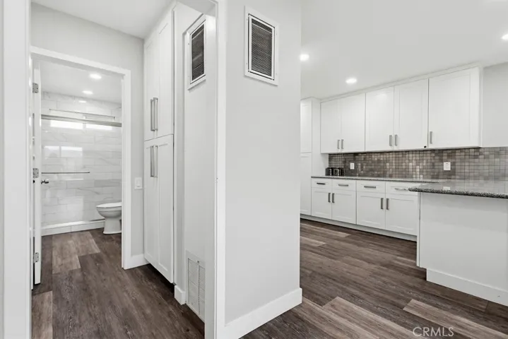 1860 W Glenoaks L, Anaheim, California 92801