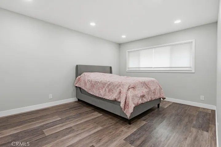 1860 W Glenoaks L, Anaheim, California 92801