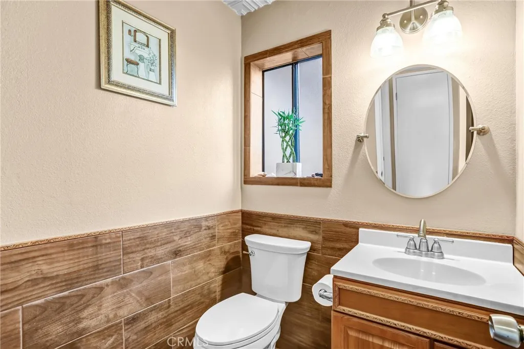 13551 Barkley Place, Chino, California 91710 home-pic-13