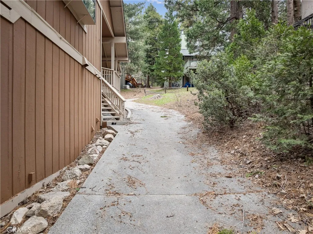 641 Golf Course Road, Lake Arrowhead, California 92352 home-pic-49