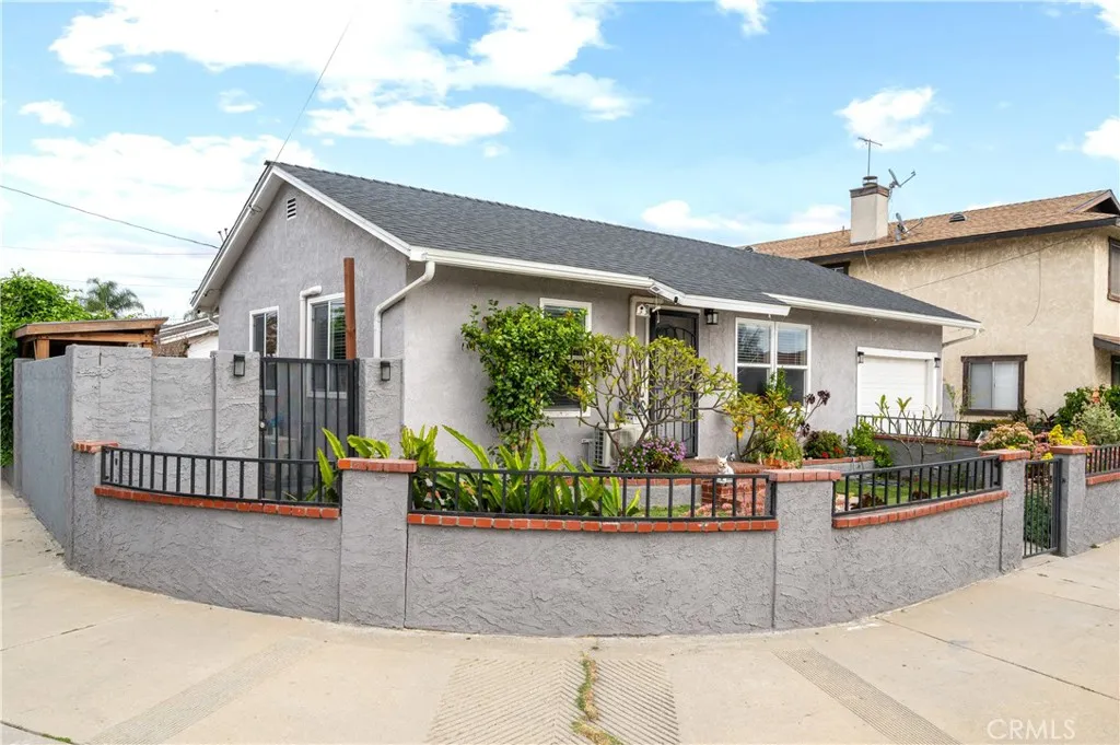 9601 Mayne St., Bellflower, California 90706 home-pic-1