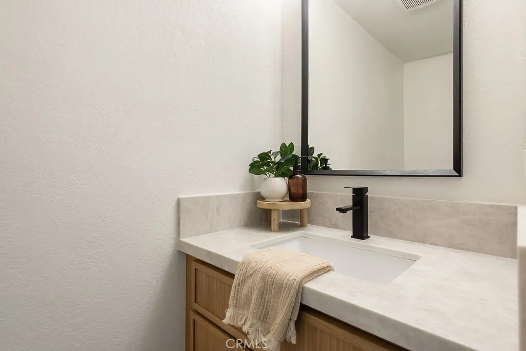 7921 Onyx Court, Rancho Cucamonga, California 91730 home-pic-9