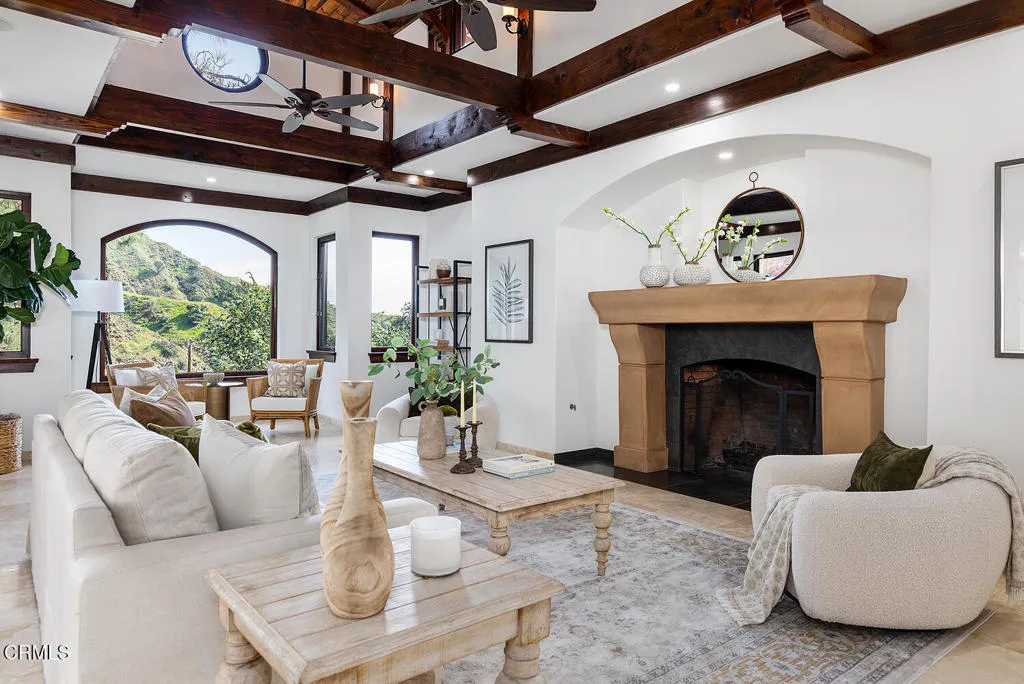 2217 Crescent Drive, Altadena, California 91001 home-pic-11