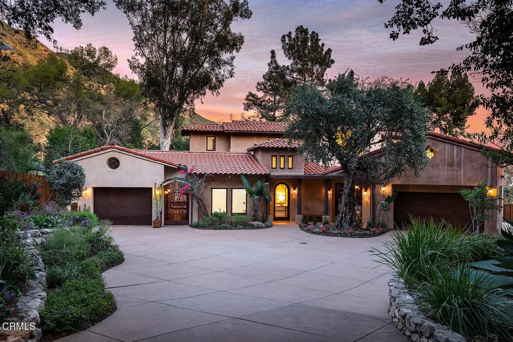 2217 Crescent Drive, Altadena, California 91001 home-pic-1