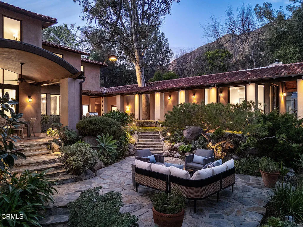 2217 Crescent Drive, Altadena, California 91001 home-pic-68