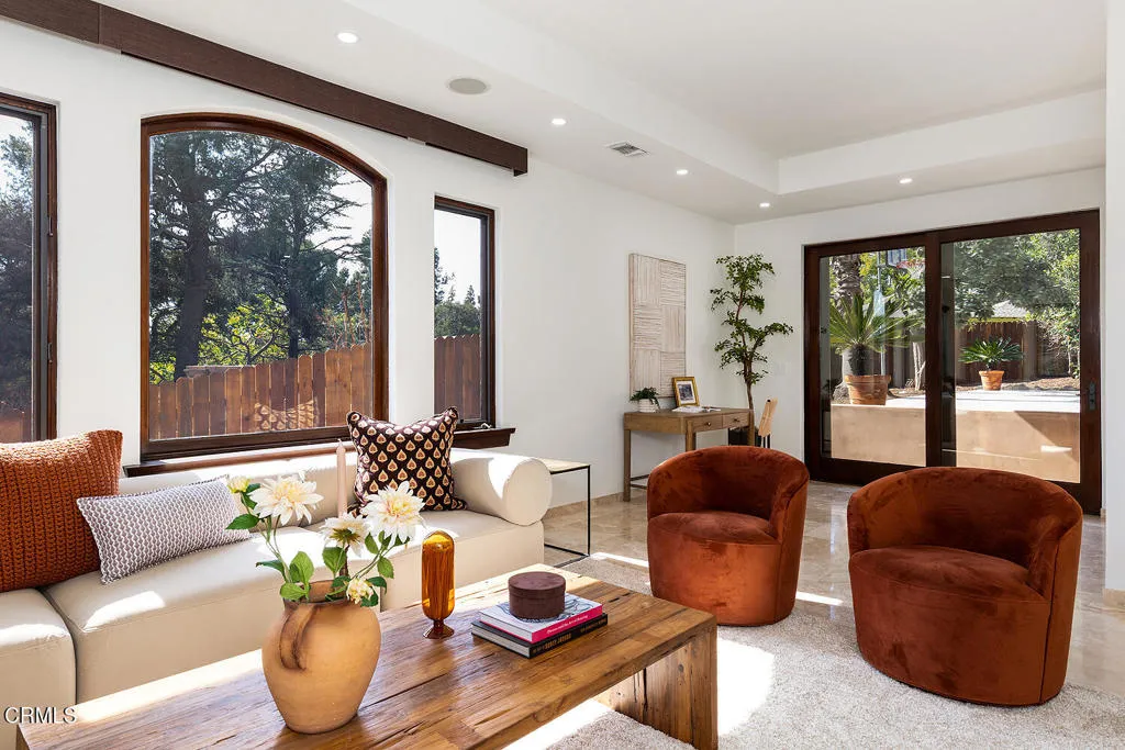 2217 Crescent Drive, Altadena, California 91001 home-pic-23