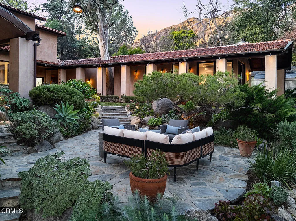 2217 Crescent Drive, Altadena, California 91001 home-pic-63
