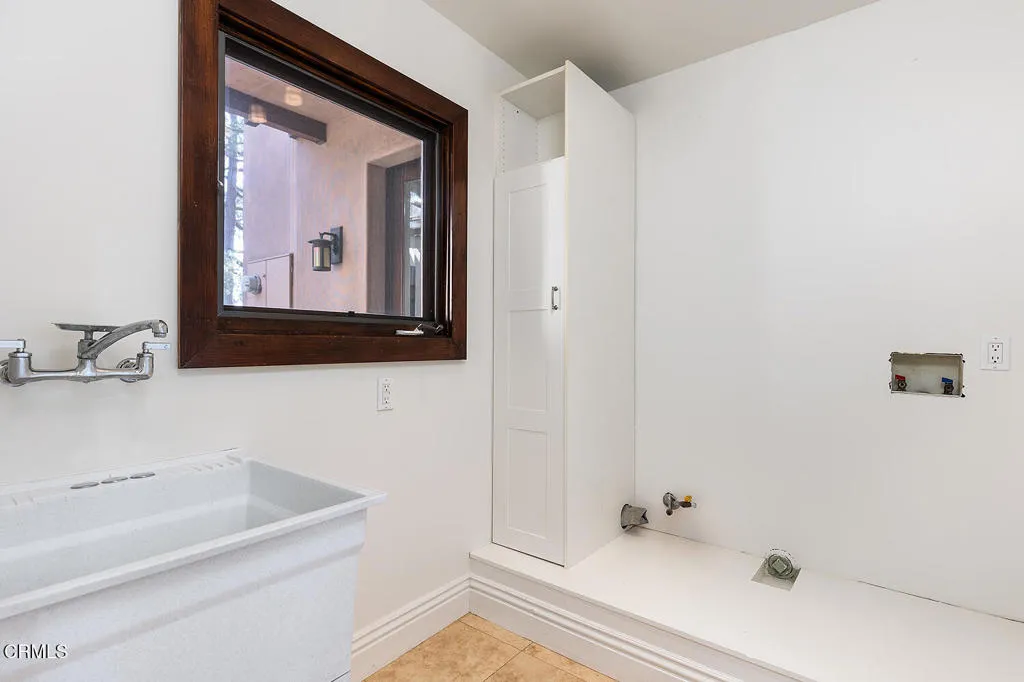 2217 Crescent Drive, Altadena, California 91001 home-pic-27