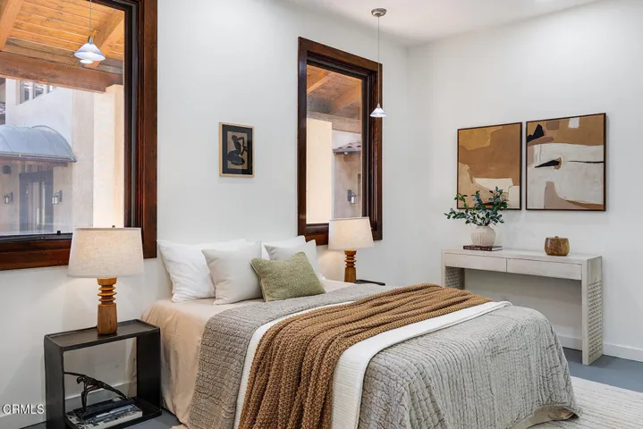 2217 Crescent Dr 069-mls