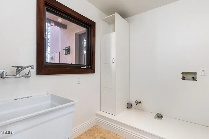 2217 Crescent Dr 034-mls