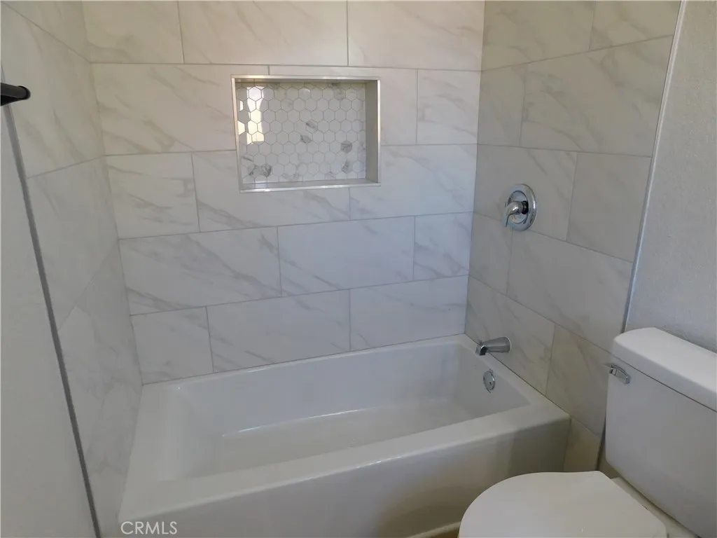 10456 Napa Road, Adelanto, California 92301 home-pic-22