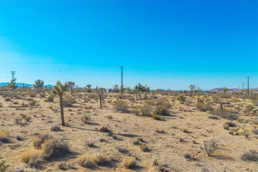 59057 Aberdeen Drive, Yucca Valley, California 92284 home-pic-26