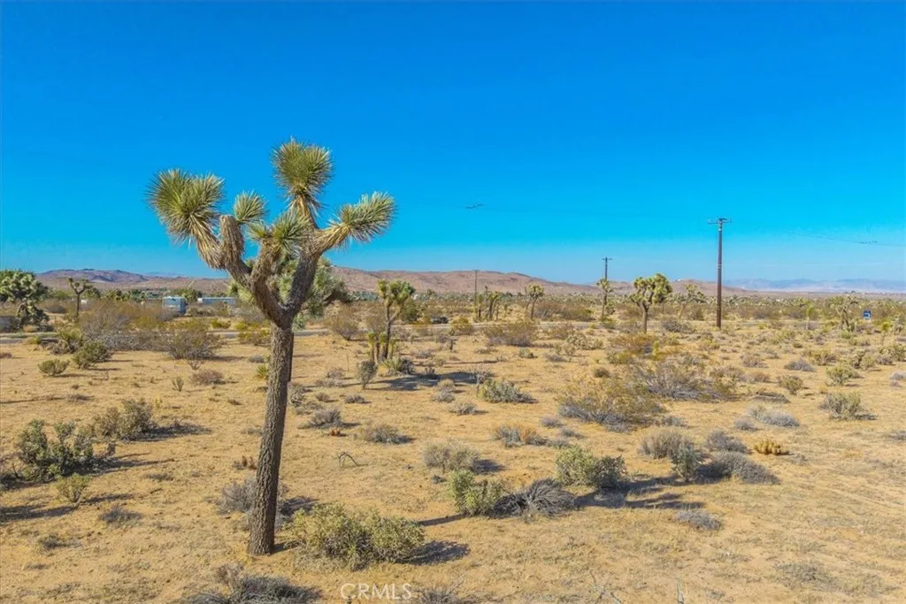 59057 Aberdeen Drive, Yucca Valley, California 92284 home-pic-21