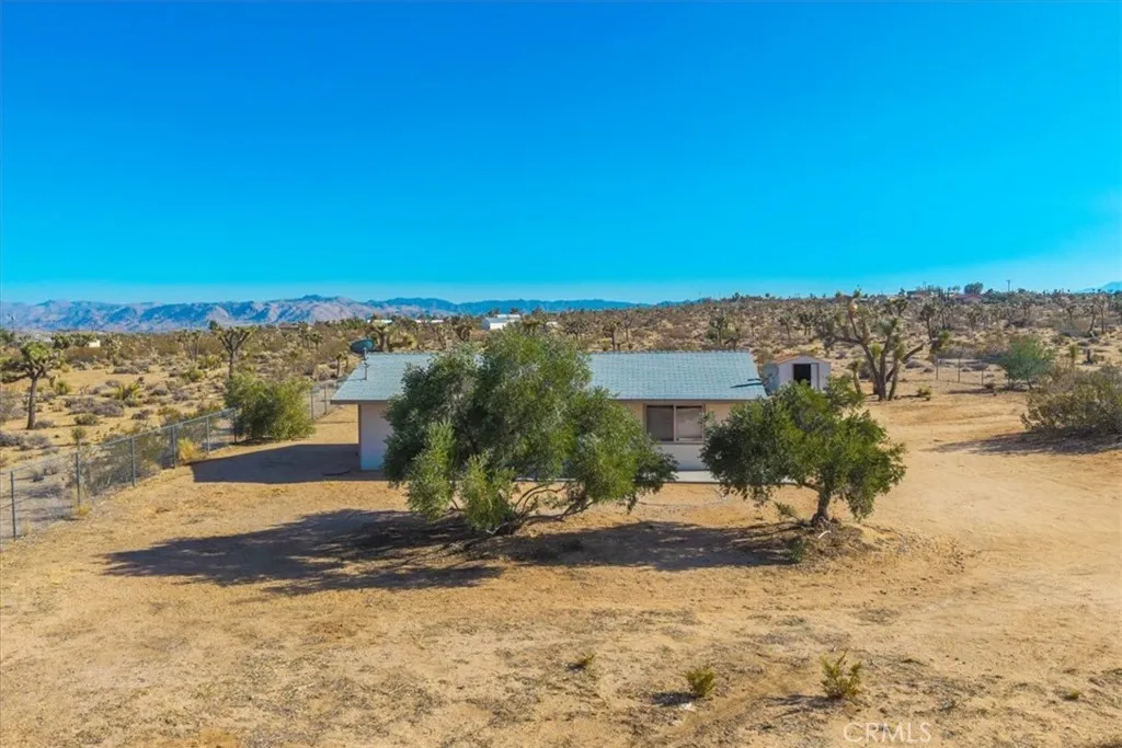 59057 Aberdeen Drive, Yucca Valley, California 92284 home-pic-17