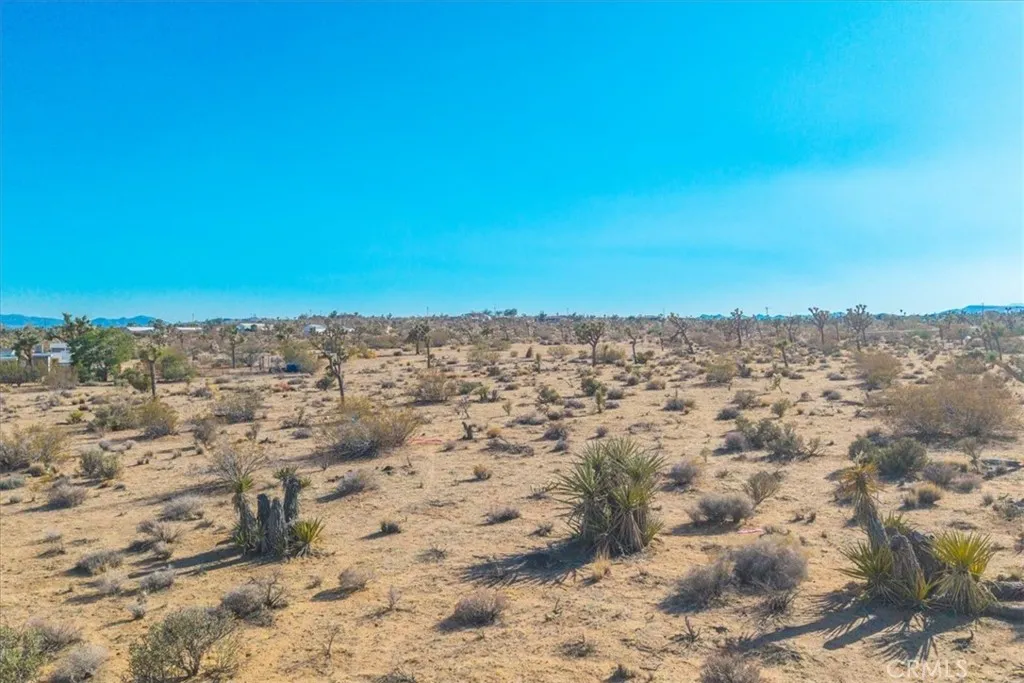 59057 Aberdeen Drive, Yucca Valley, California 92284 home-pic-24