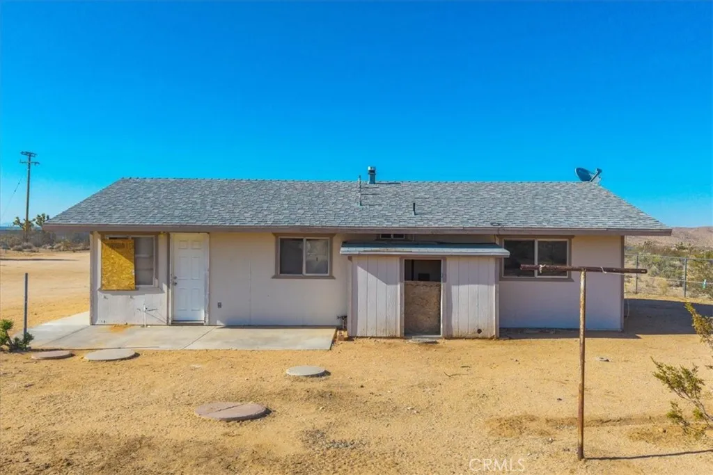 59057 Aberdeen Drive, Yucca Valley, California 92284 home-pic-11