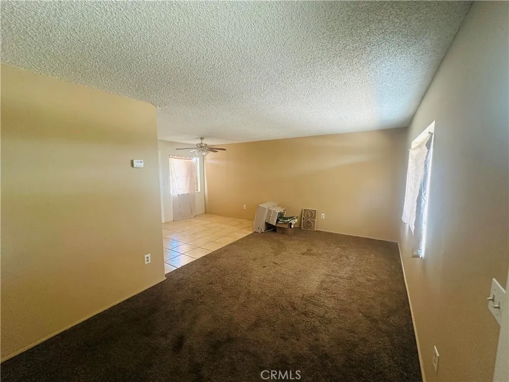 59057 Aberdeen Drive, Yucca Valley, California 92284 home-pic-7