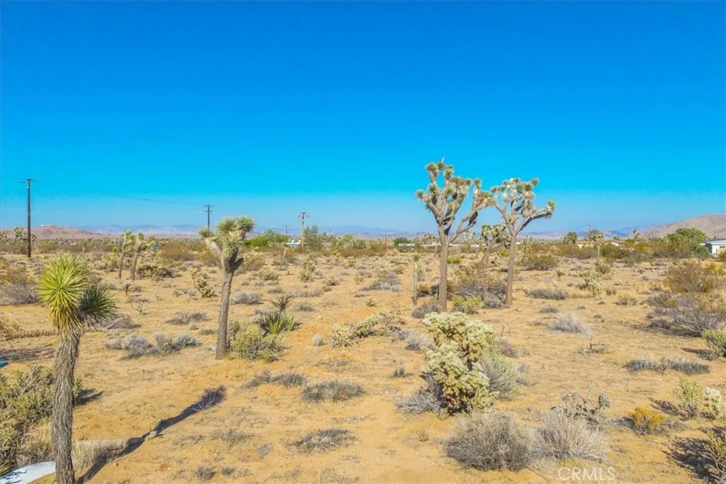 59057 Aberdeen Drive, Yucca Valley, California 92284 home-pic-20