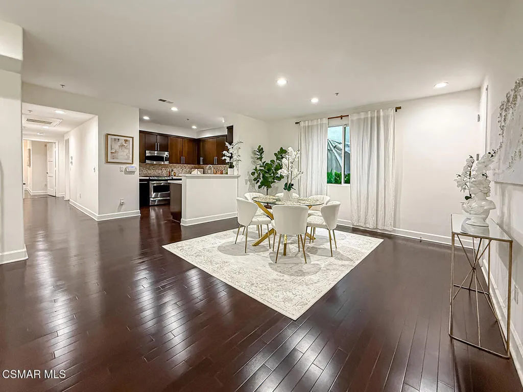 4644 Coldwater Canyon Avenue 102, Studio City, California 91604 home-pic-7