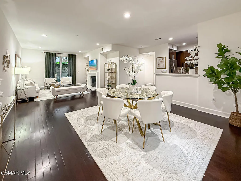4644 Coldwater Canyon Avenue 102, Studio City, California 91604 home-pic-6