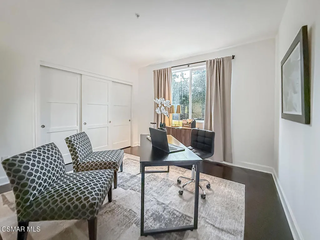 4644 Coldwater Canyon Avenue 102, Studio City, California 91604 home-pic-25