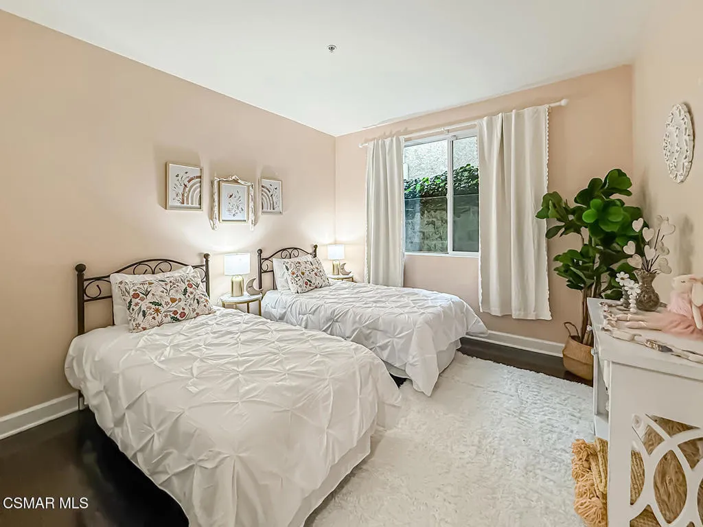 4644 Coldwater Canyon Avenue 102, Studio City, California 91604 home-pic-21