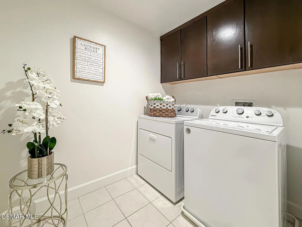 4644 Coldwater Canyon Avenue 102, Studio City, California 91604 home-pic-23