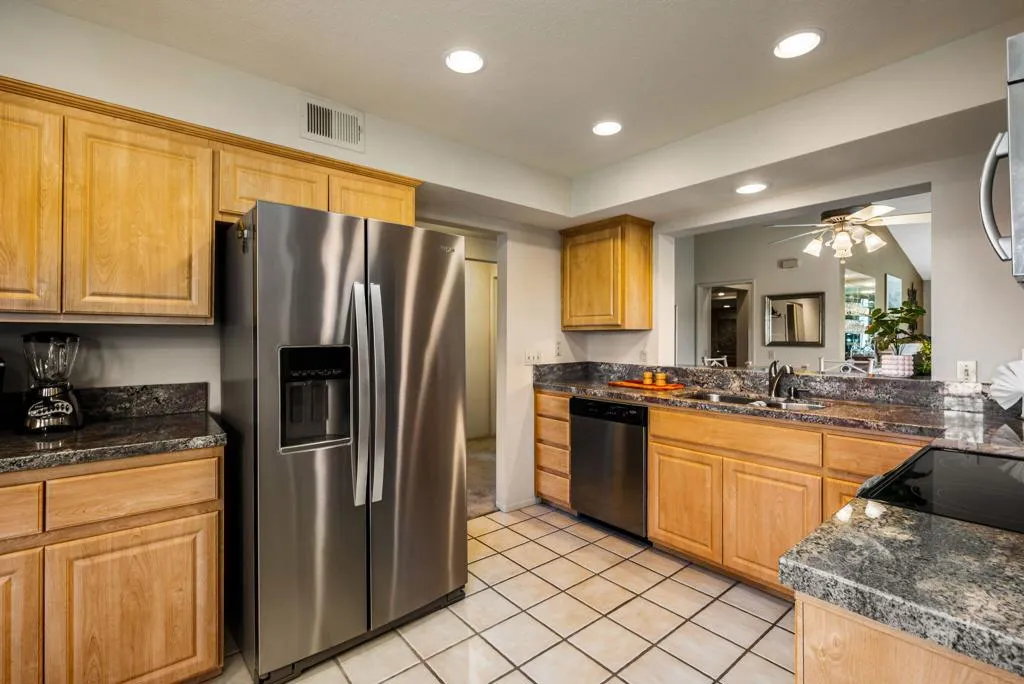 23-web-or-mls-LFDesertFalls_OPMG_0226_02 23-web-or-mls-LFDesertFalls_OPMG_0226_02
