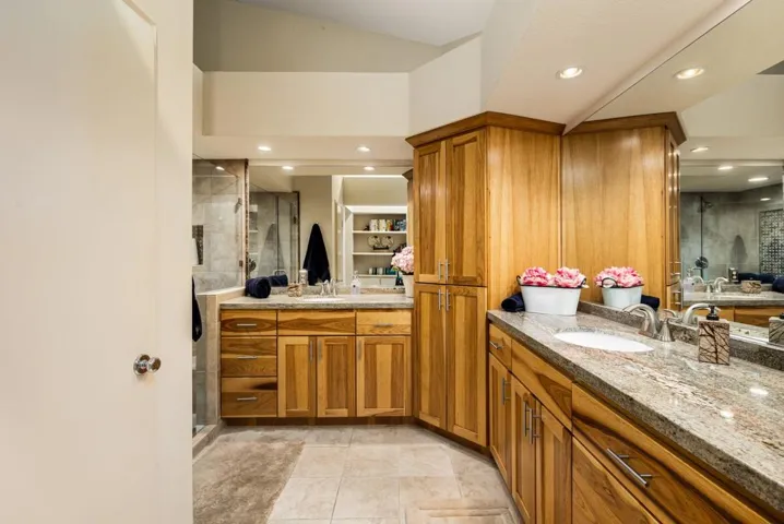 35-web-or-mls-LFDesertFalls_OPMG_0226_03