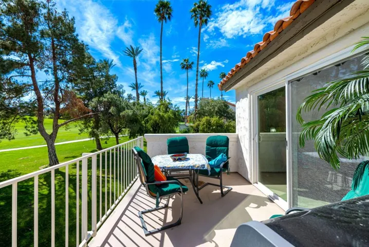 32-web-or-mls-LFDesertFalls_OPMG_0226_03