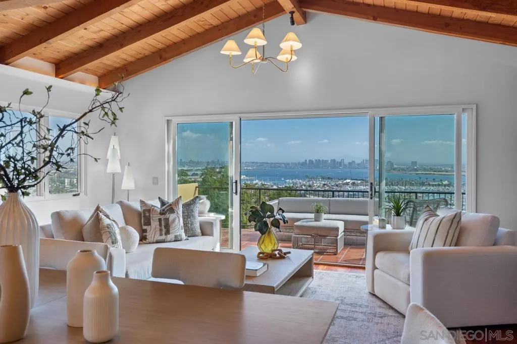3235 Harbor View Dr, San Diego, California 92106 home-pic-2