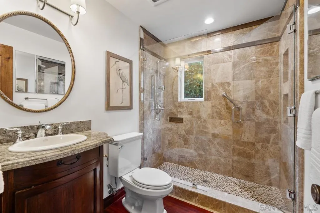3235 Harbor View Dr, San Diego, California 92106 home-pic-42