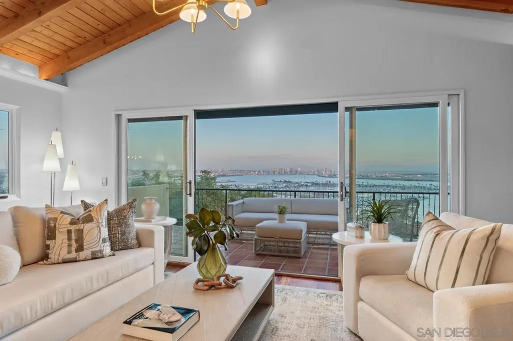 3235 Harbor View Dr, San Diego, California 92106 home-pic-20