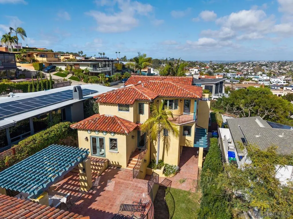 3235 Harbor View Dr, San Diego, California 92106 home-pic-59