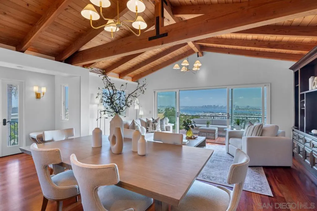 3235 Harbor View Dr, San Diego, California 92106 home-pic-17