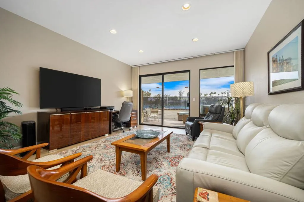 31-web-or-mls-CYToledo_OPMG_0126_031