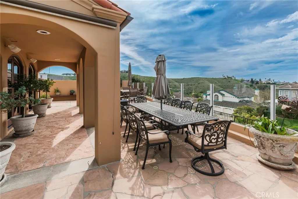 33741 Brandon Lane, San Juan Capistrano, California 92675 home-pic-38