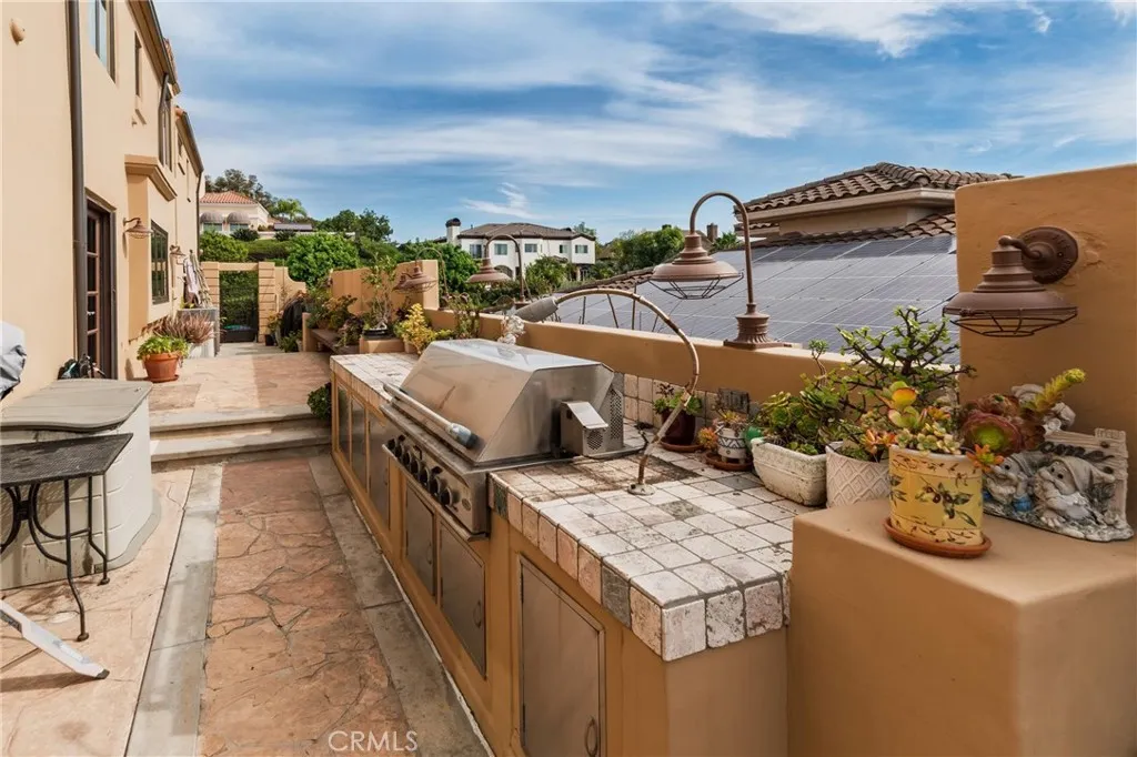 33741 Brandon Lane, San Juan Capistrano, California 92675 home-pic-25