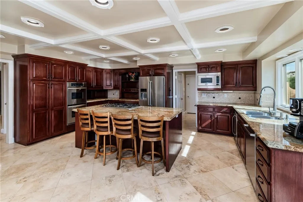 33741 Brandon Lane, San Juan Capistrano, California 92675 home-pic-13