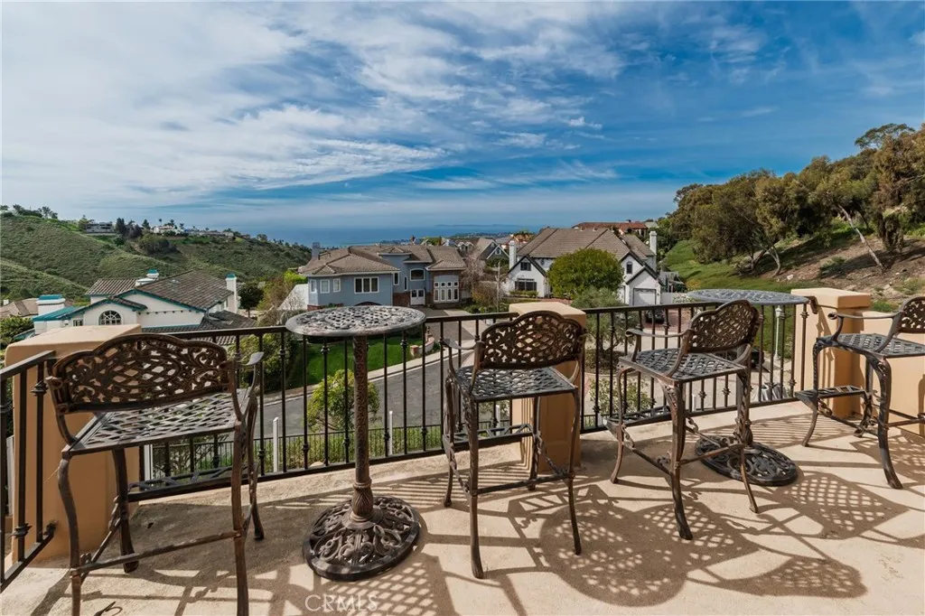 33741 Brandon Lane, San Juan Capistrano, California 92675 home-pic-23
