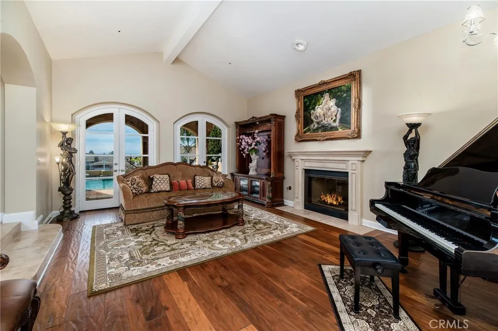 33741 Brandon Lane, San Juan Capistrano, California 92675 home-pic-9