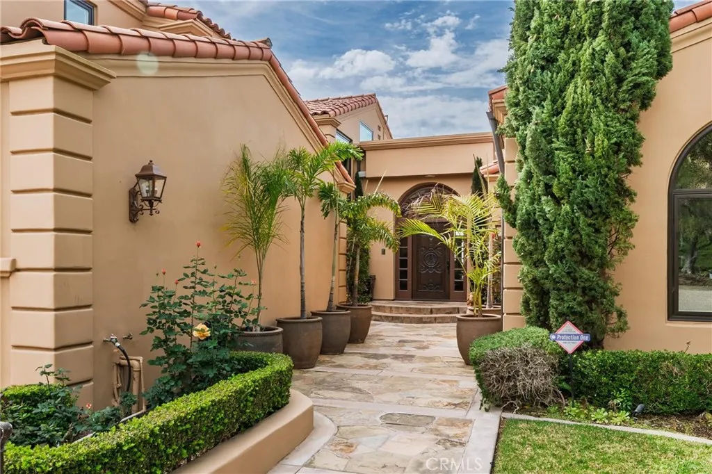 33741 Brandon Lane, San Juan Capistrano, California 92675 home-pic-3