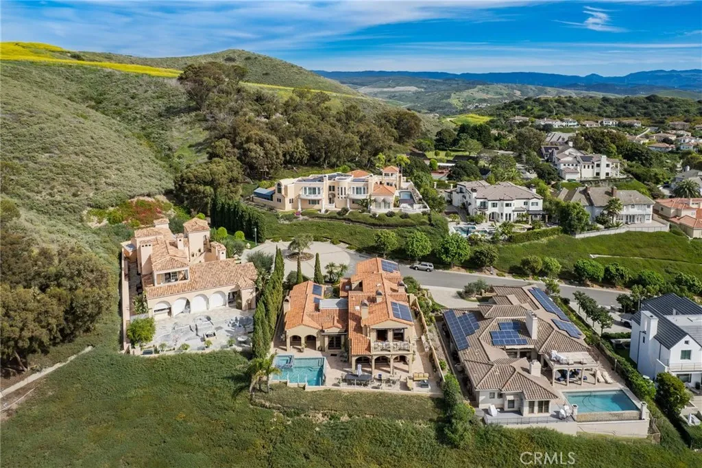 33741 Brandon Lane, San Juan Capistrano, California 92675 home-pic-40