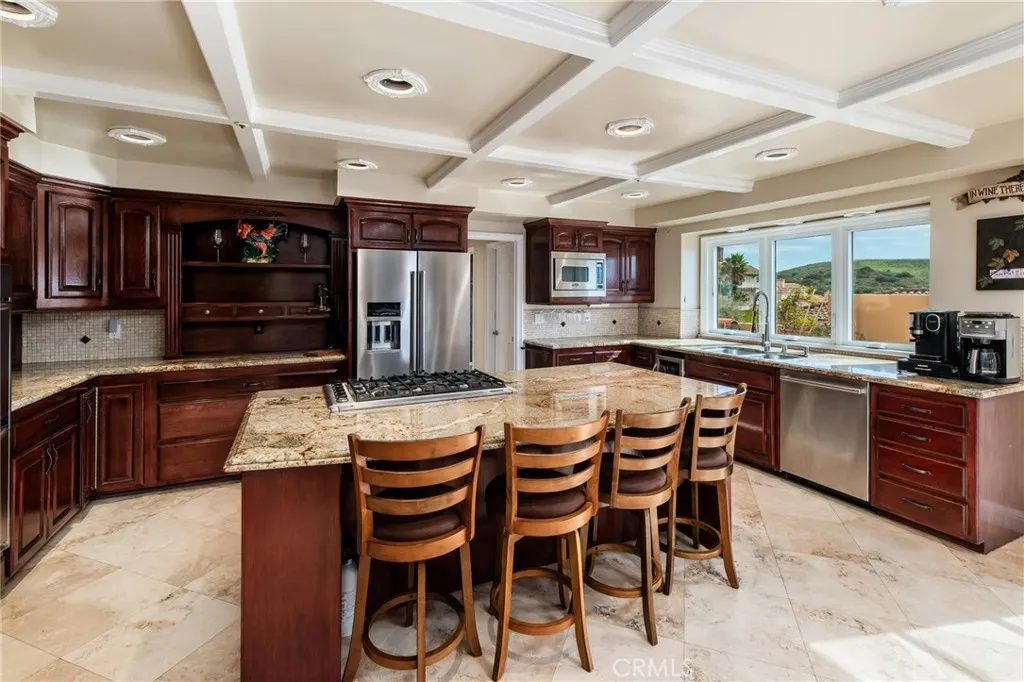 33741 Brandon Lane, San Juan Capistrano, California 92675 home-pic-14