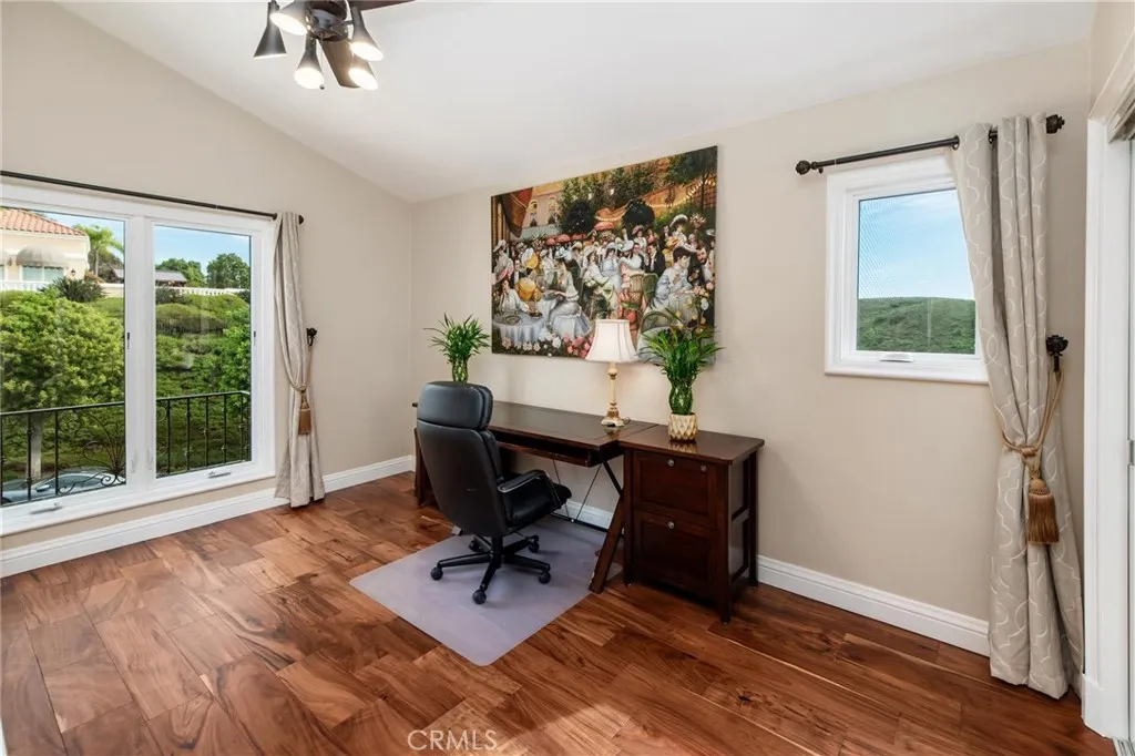 33741 Brandon Lane, San Juan Capistrano, California 92675 home-pic-32