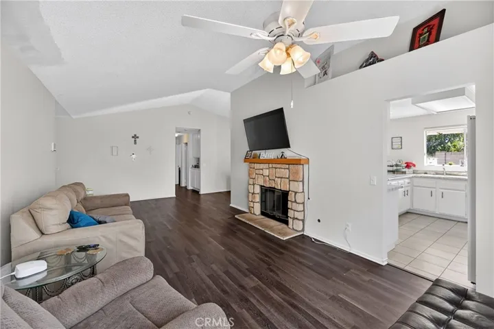 501 Presidents Avenue, Hemet, California 92543