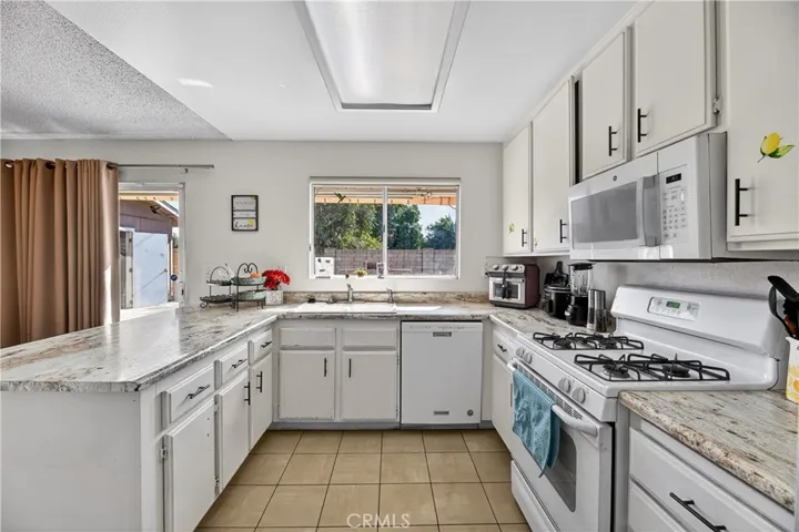 501 Presidents Avenue, Hemet, California 92543